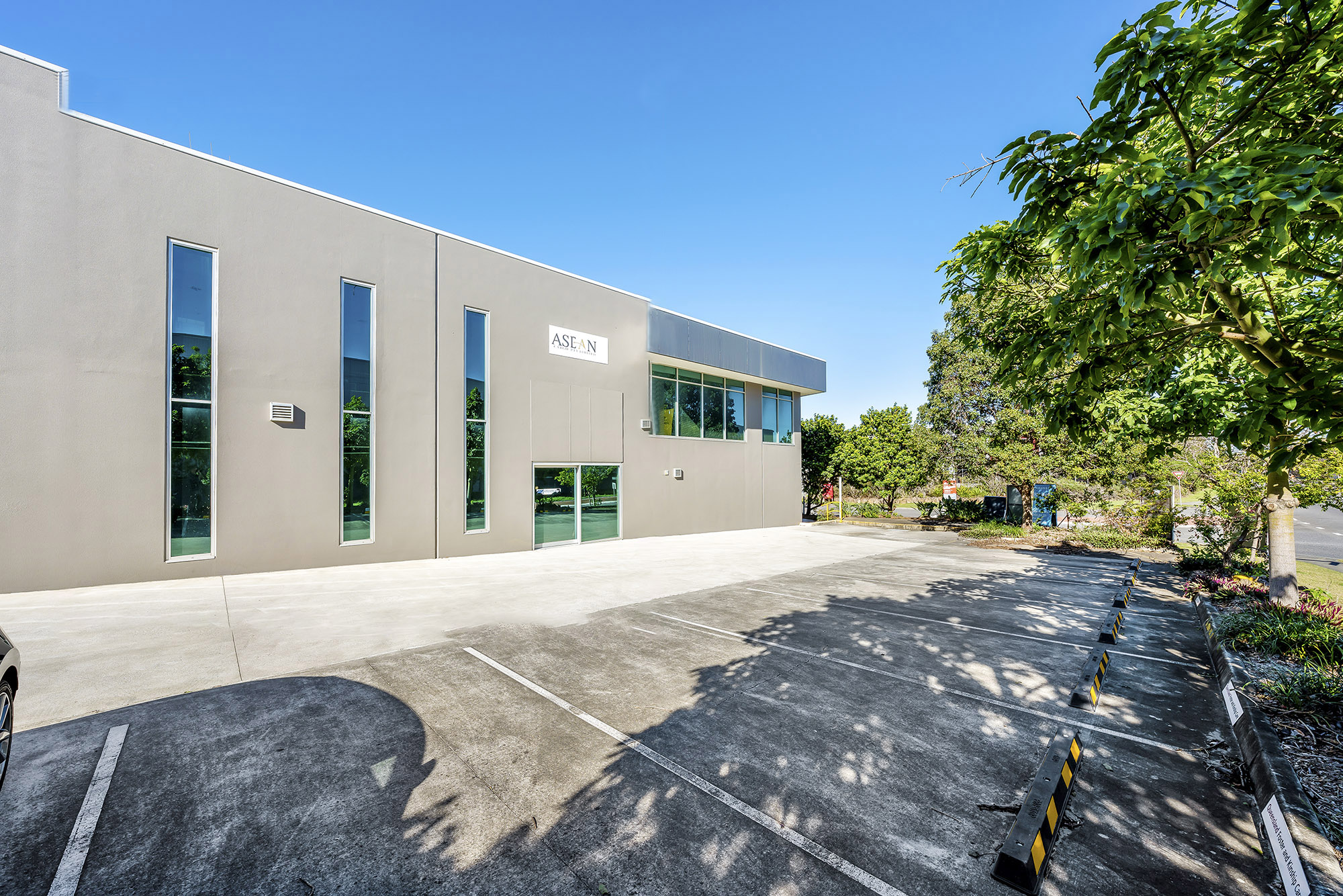 Pure Property Management-Commercial Office/Warehouse at Banyo