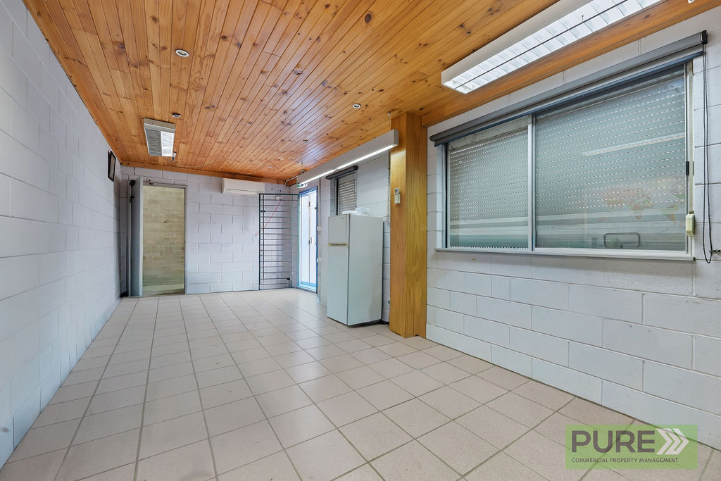 Pure PM-Commercial Warehouse For Lease at North Richmond