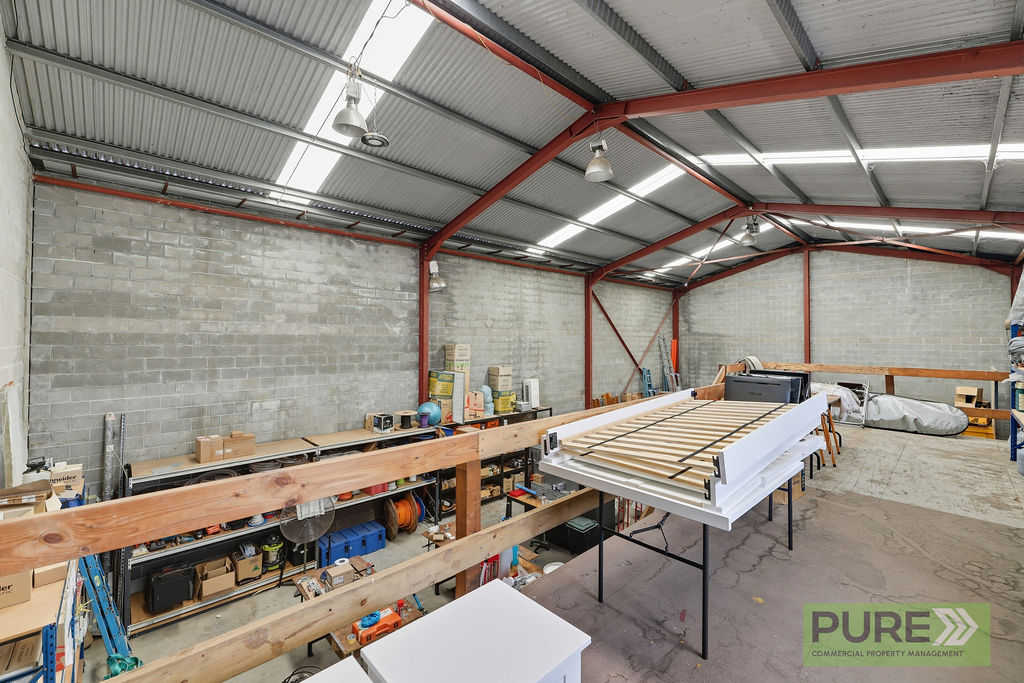 Pure PM-Commercial Warehouse For Lease at North Richmond